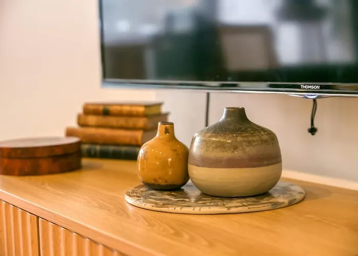 Designer Loft 5 Minutes From Paris 빌라 바뇰레