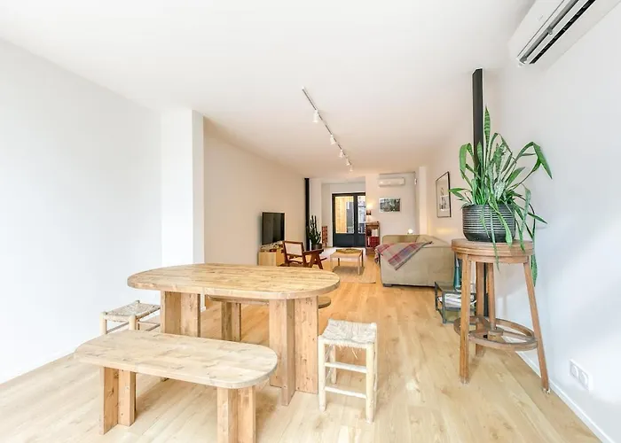 빌라 Designer Loft 5 Minutes From Paris 바뇰레